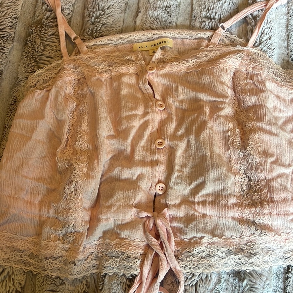 Super cute pacsun lace tank!